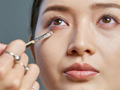 fake under eye bags|best concealer for under eye bags.